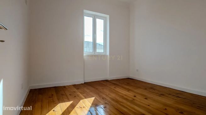 Espetacular Moradia com Vista para a Cidade no Porto T6 + dois T1 inde-5