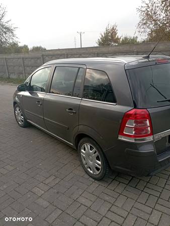 Opel Zafira 1.7 CDTI Essentia - 3