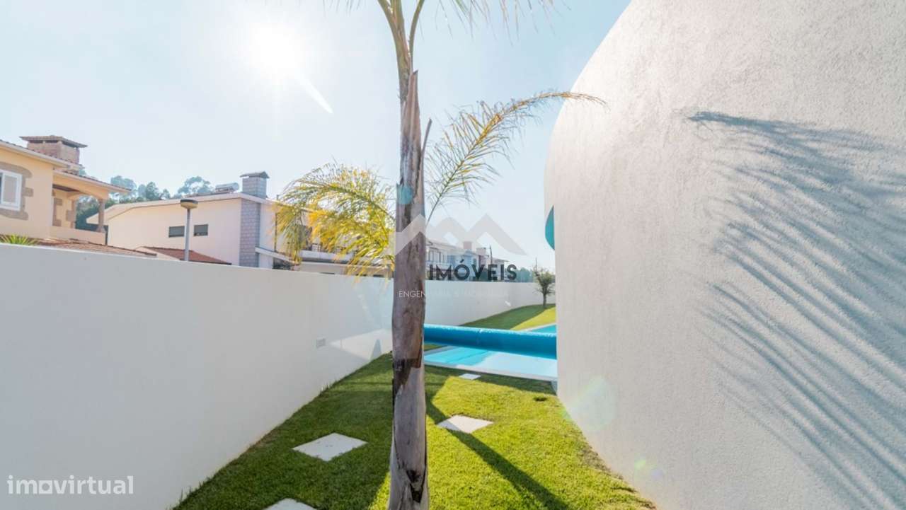 Moradia | T4 | Piscina | Maia-45
