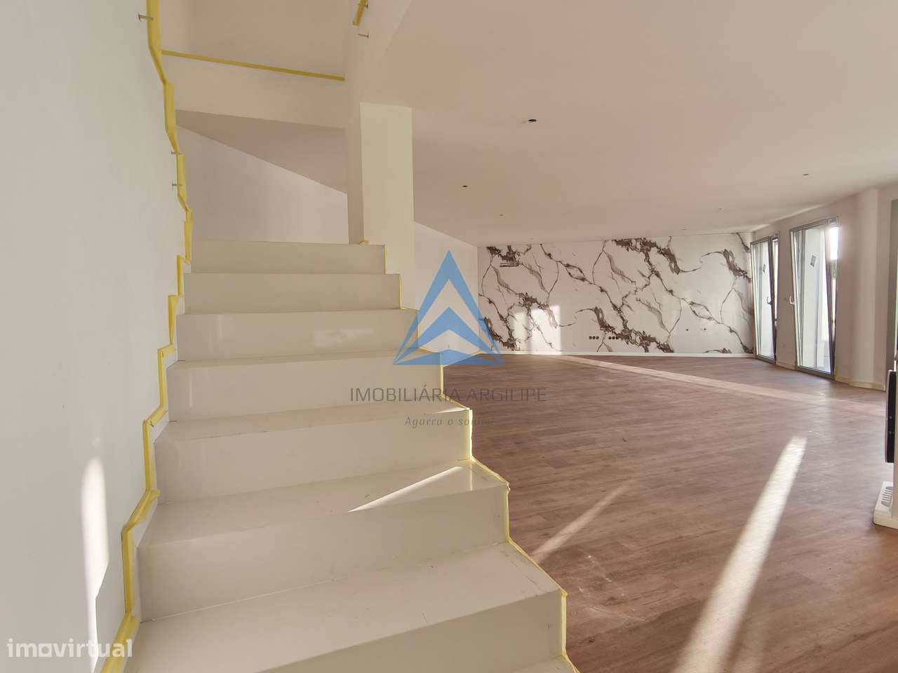 Apartamento T3 Duplex- Condomínio Fechado-14