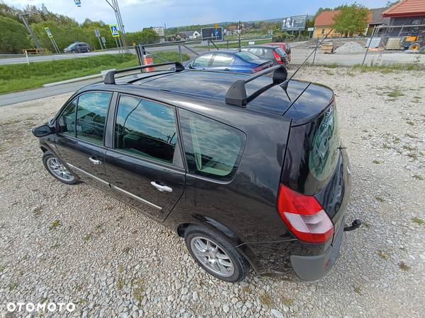 Renault Grand Scenic - 24