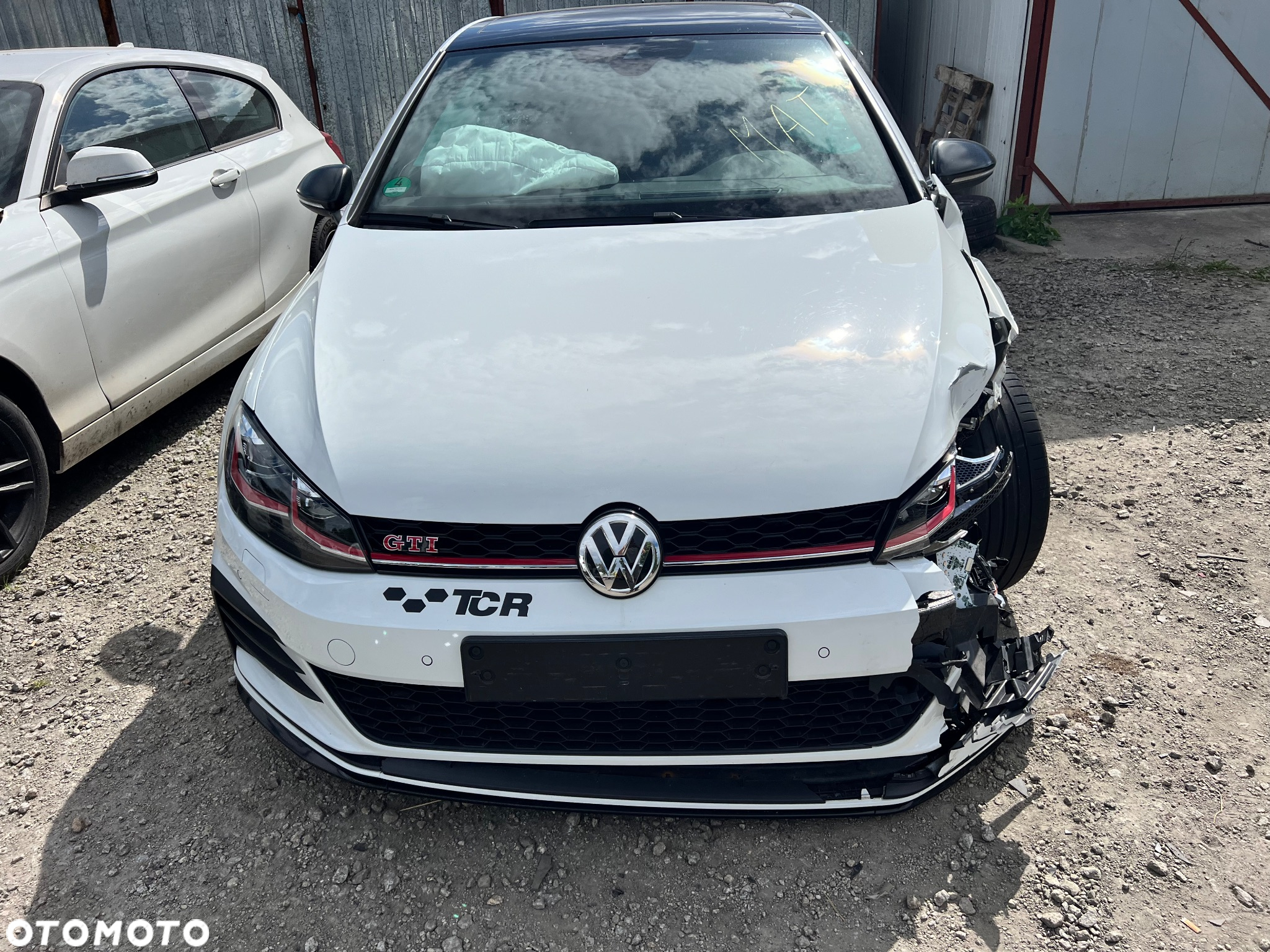 Volkswagen Golf GTI TCR 2.0 TSI OPF DSG - 13