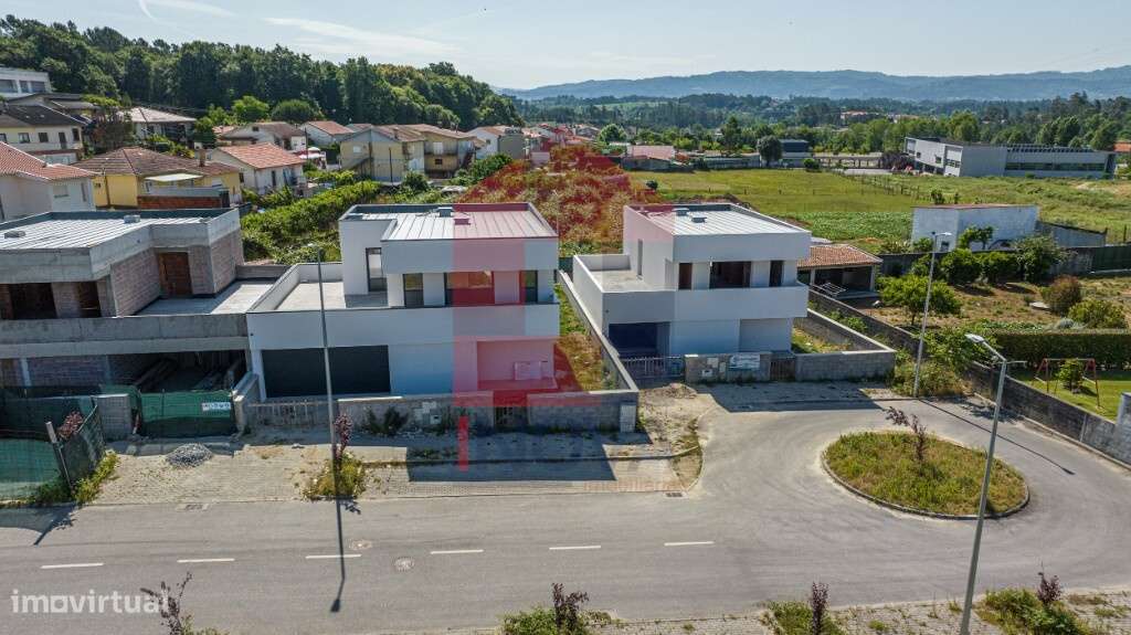 Moradia Individual V3 em Vila Verde - Grande imagem: 5/51