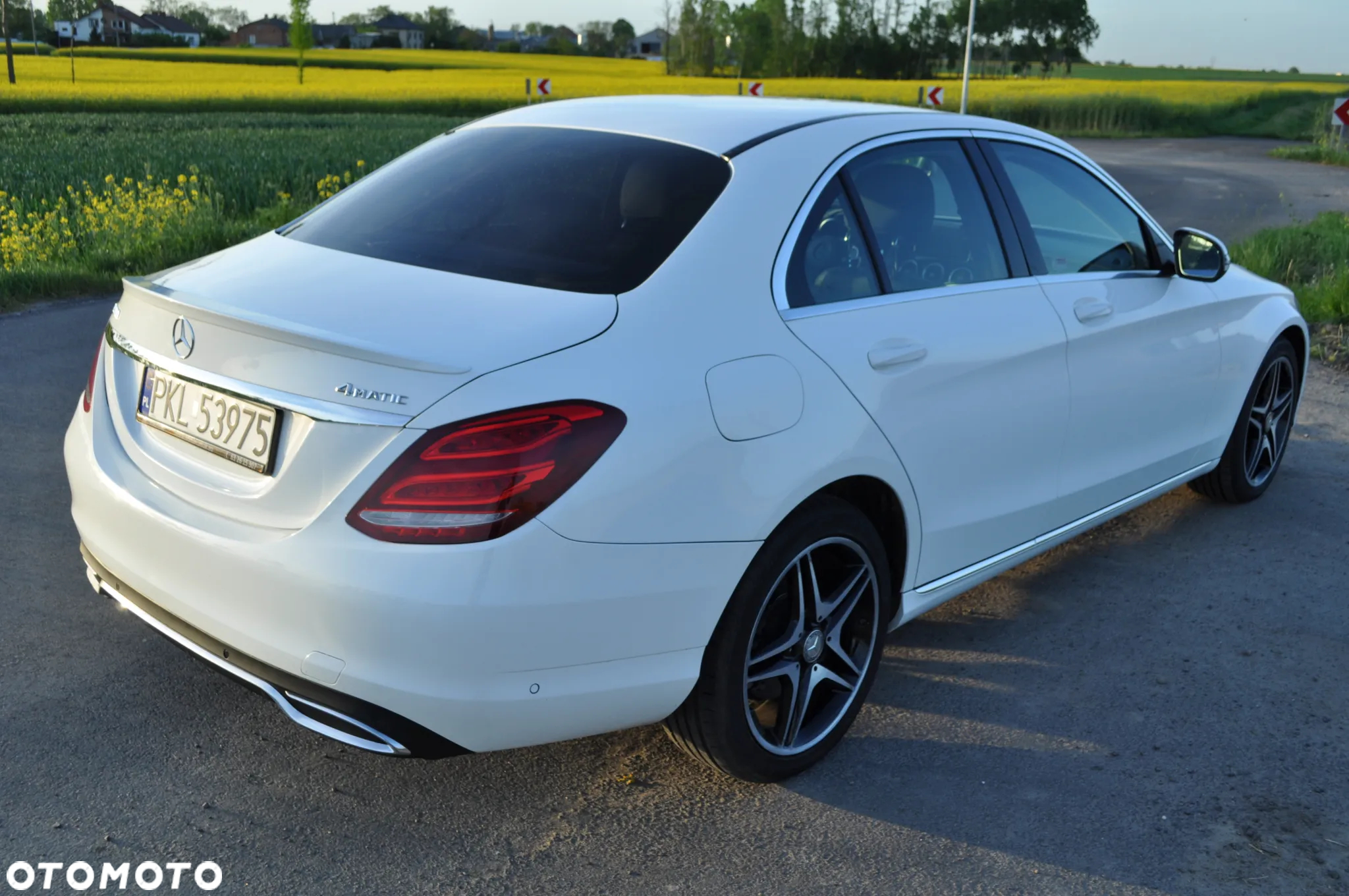 Mercedes-Benz Klasa C 180 9G-TRONIC - 4