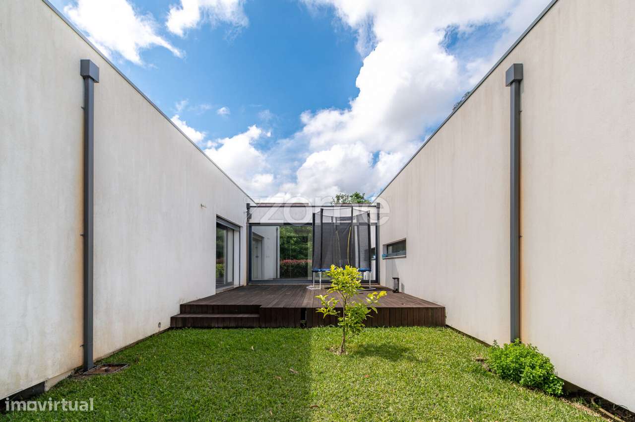 Moradia T3 Open space -Vila Verde-27