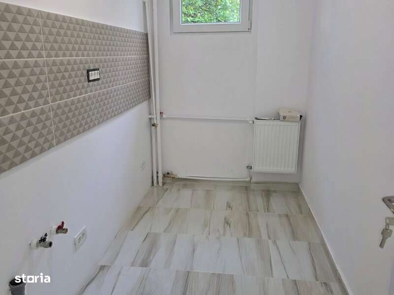 Titan 4 minute metrou - BLOC MIXT-1