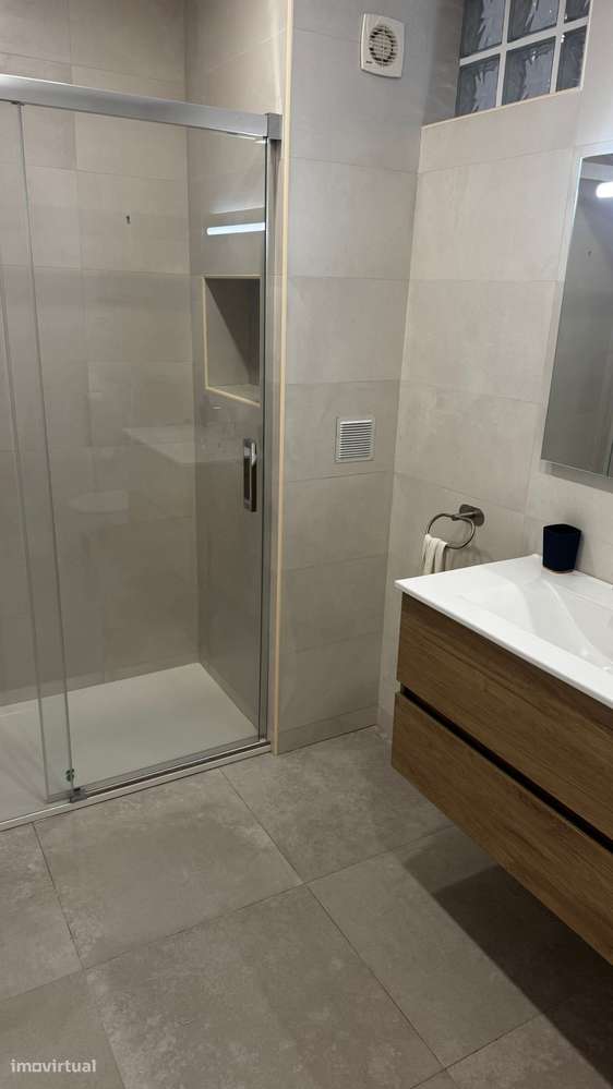 Quartos mobilados e cozinha equipada  em Loures - Grande imagem: 5/25