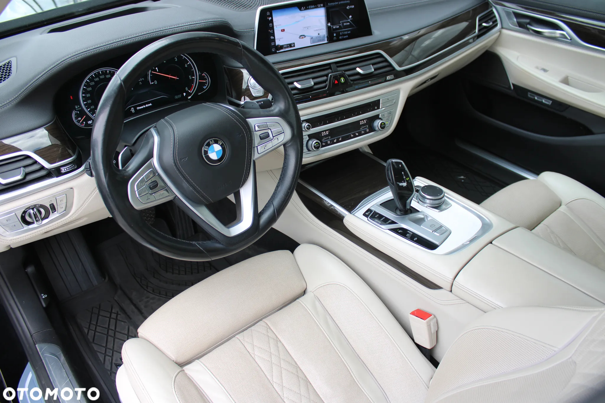 BMW Seria 7 740d xDrive - 12