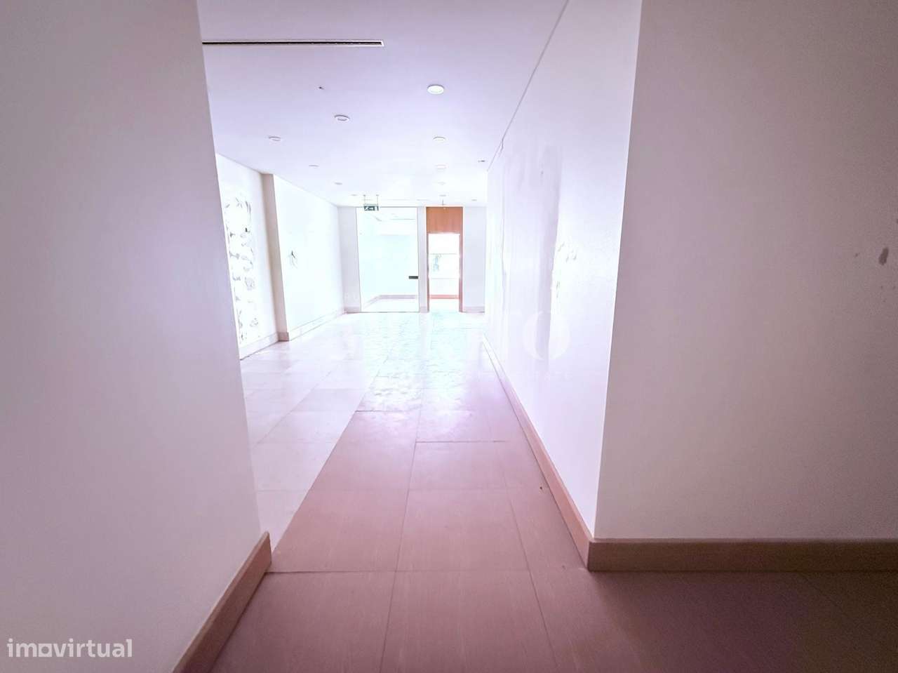 Loja em Delães - V.N.Famalicão. - Grande imagem: 3/17