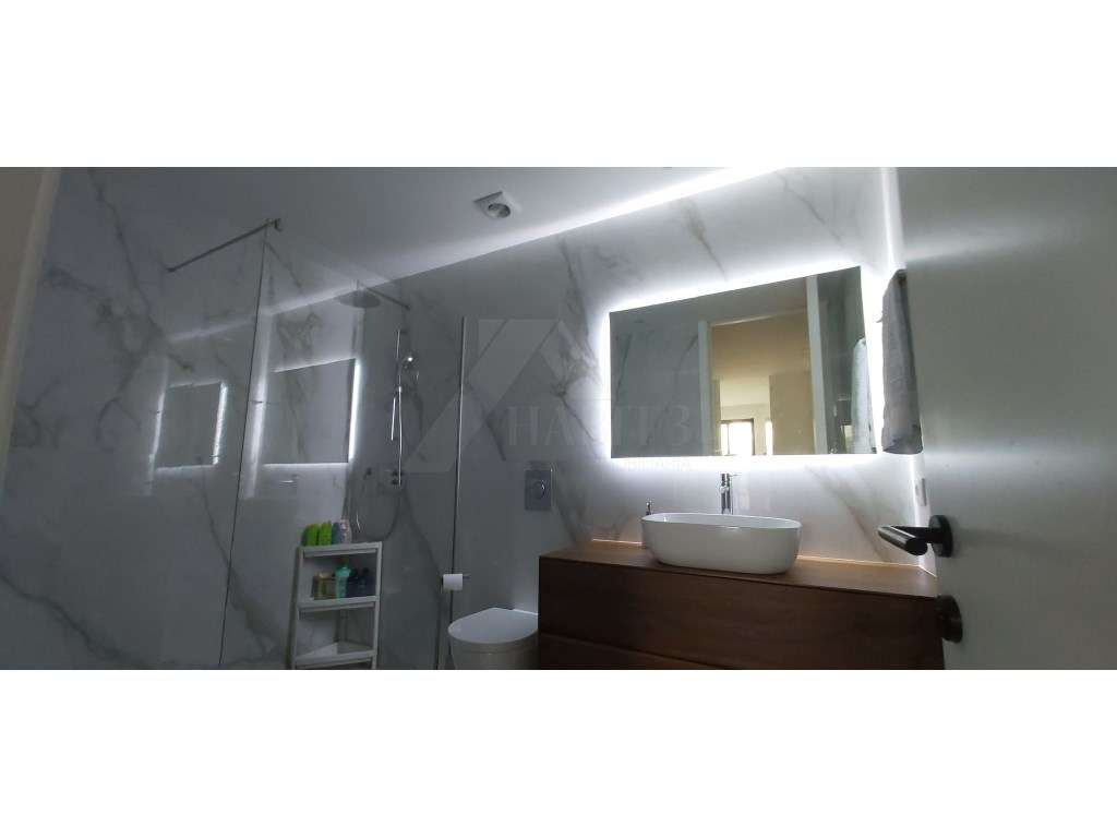 Apartamento T3 na Baldrufa-16