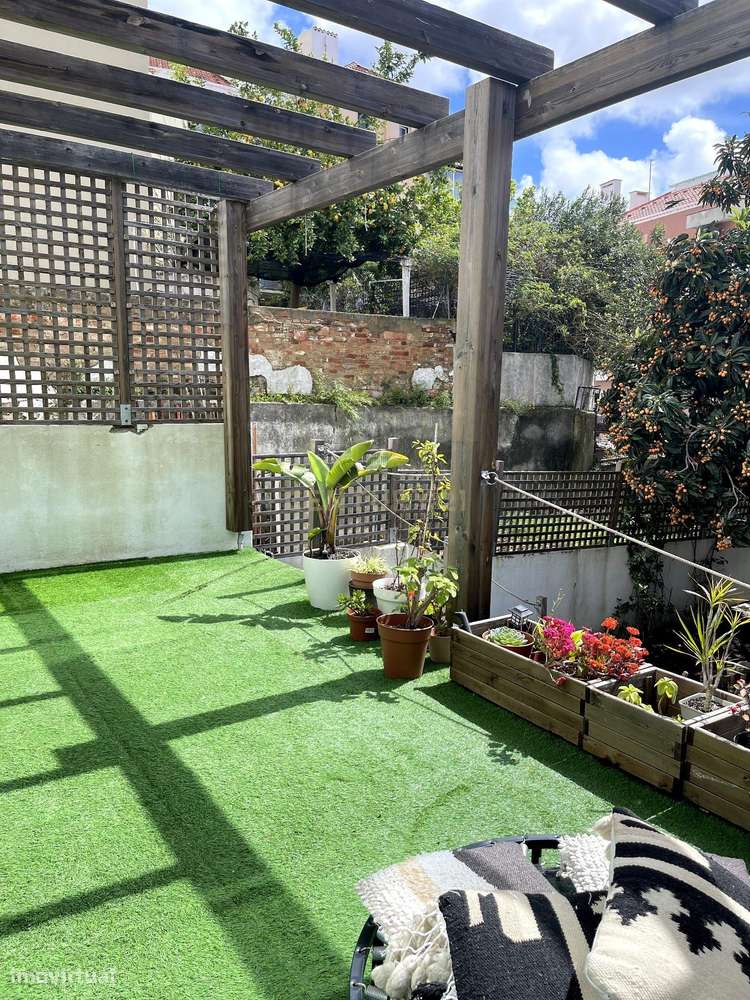 Apartamento T3 com Jardim Privativo em São Domingos de Benfica - Grande imagem: 4/29