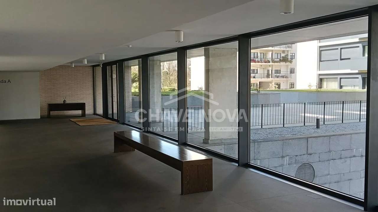 T1 em Cond.Fechado c/jardim e piscina em Mafamude-20