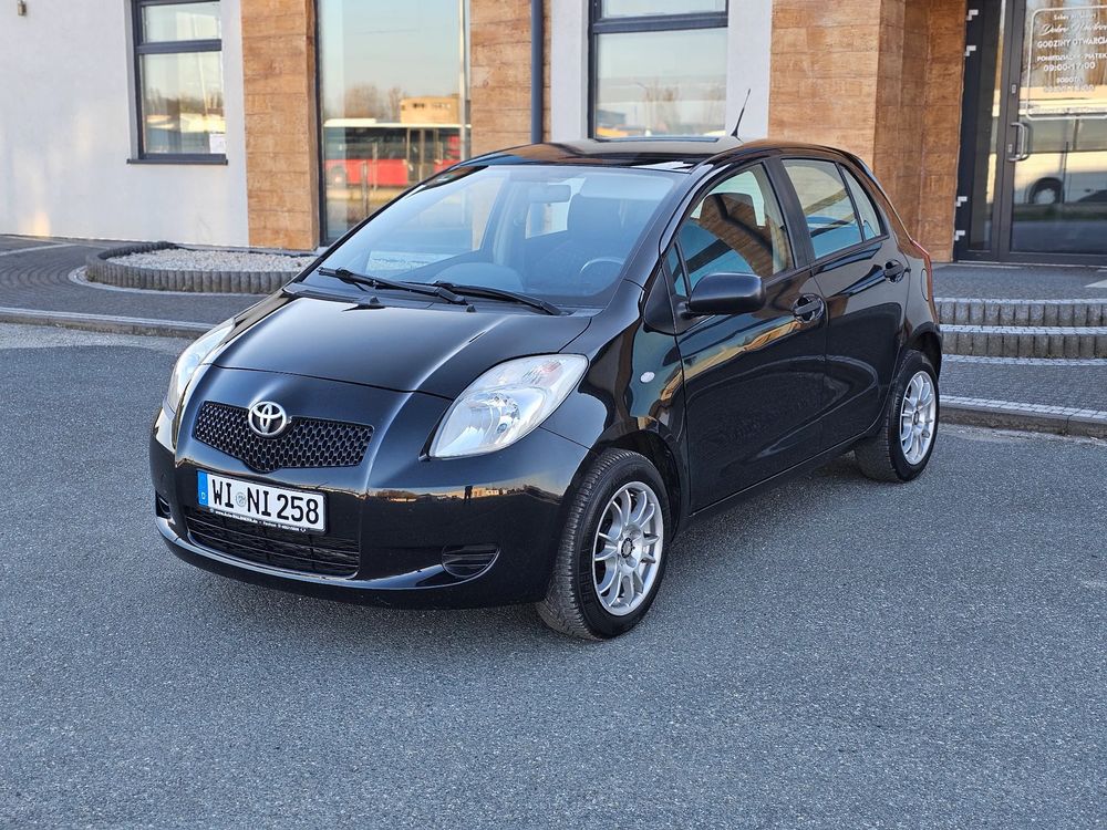 Toyota Yaris II 1.3 Luna A/C 2009
