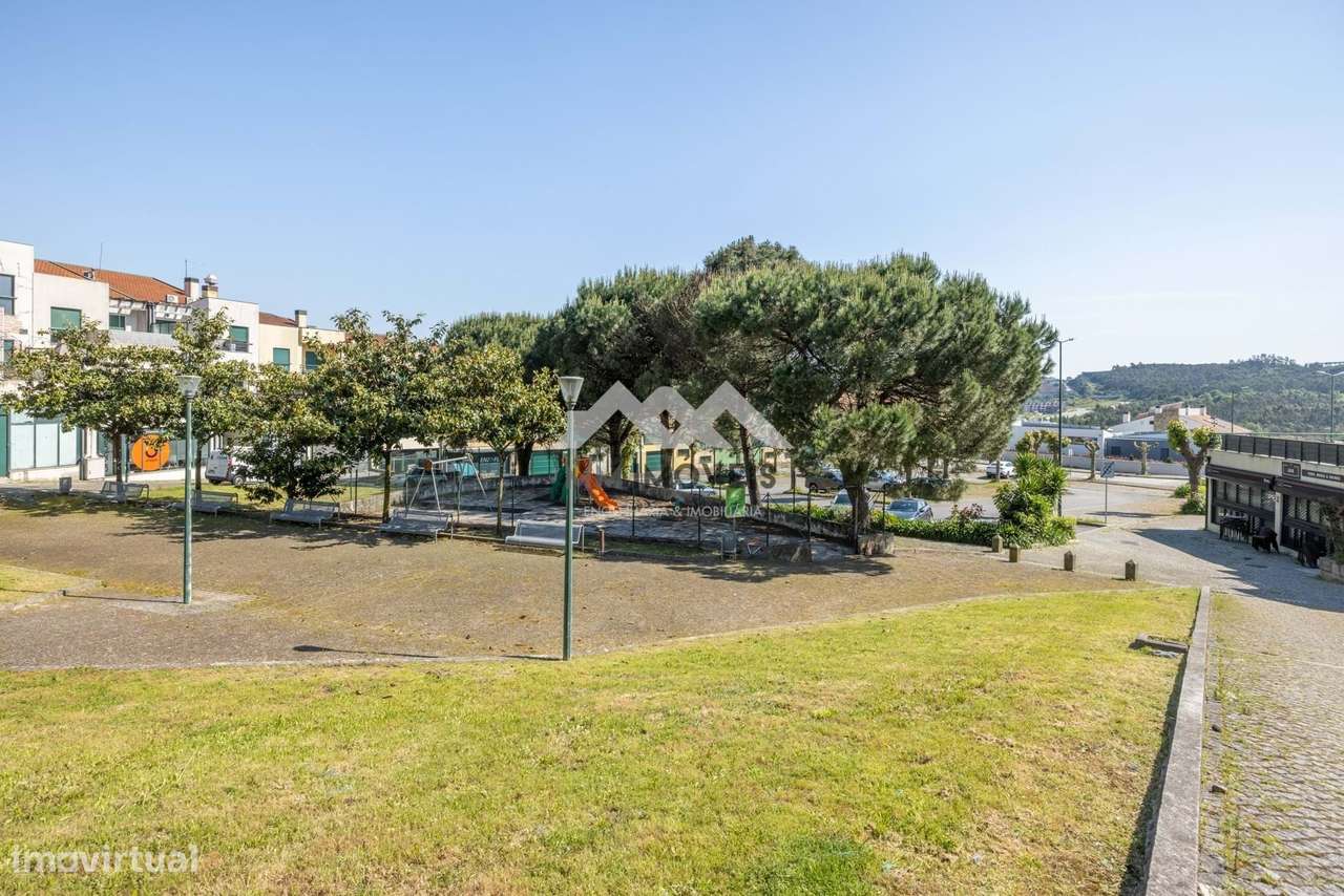 2 Lojas | Valongo | Fase Final de Legalização P/Habitação | Remodelada-12