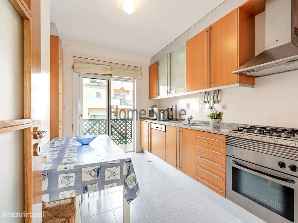 T2 . CONDOMÍNIO COM PISCINA. VISTA MAR. GARAGEM-18