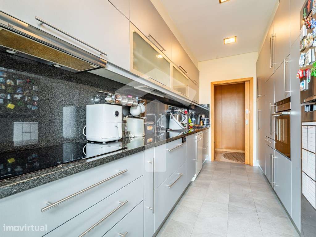 Apartamento T3 Luminoso com Varandas e Marquise no Bonfim - Junto a...-5