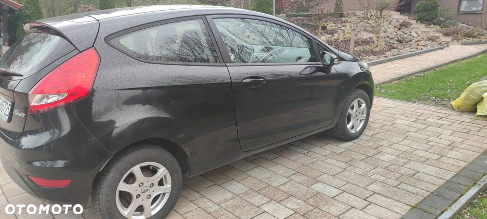 Ford Fiesta 1.4 Titanium - 4