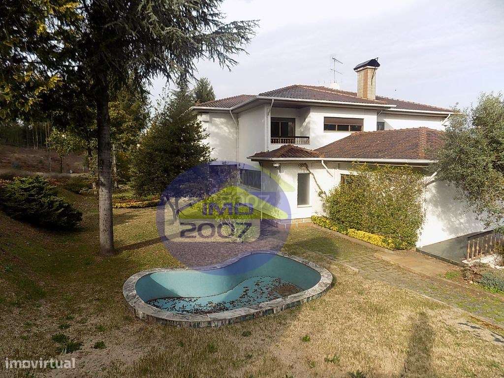 Moradia de 4 Frentes Canedo - Grande imagem: 3/25