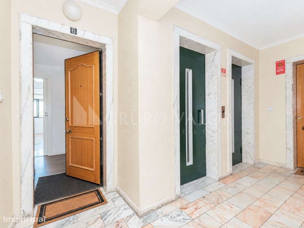 Apartamento T2 Remodelado | Cavaleira | Algueirão-Mem Martins-27