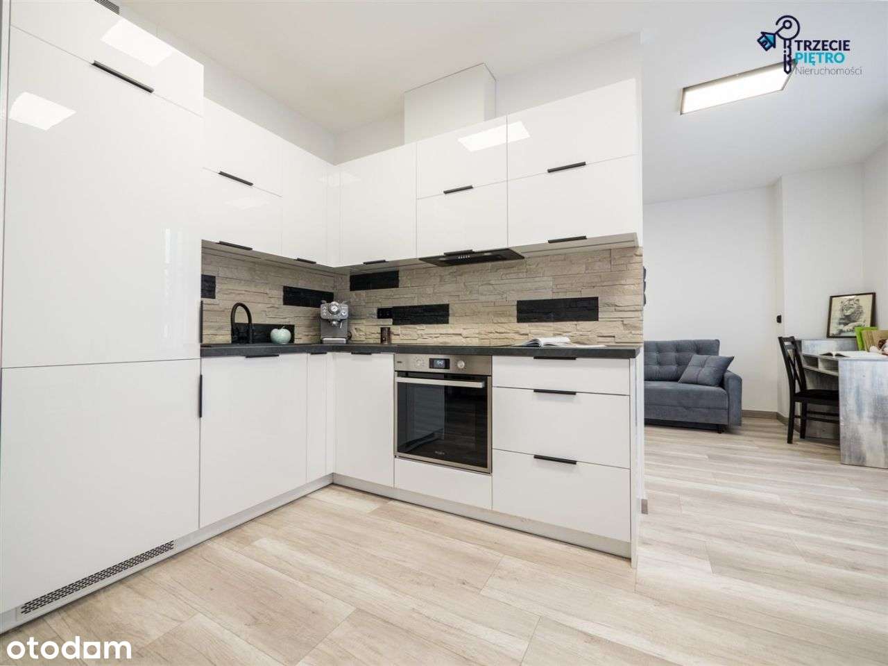 Wykończone|Bezczynszowe|Balkon|Ścisłe Centrum - Pełny obrazek: 4/15