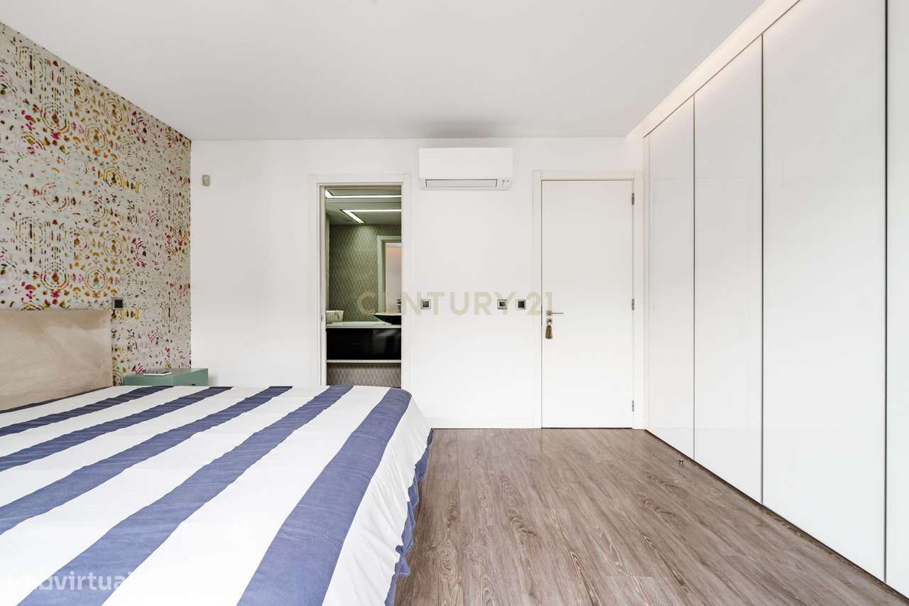 Moradia contemporânea na Aroeira | Luz natural, conforto e eficiência-38