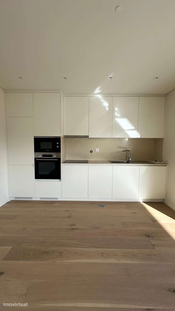 Apartamento T1 com varanda situado em CANIDELO - Grande imagem: 3/17