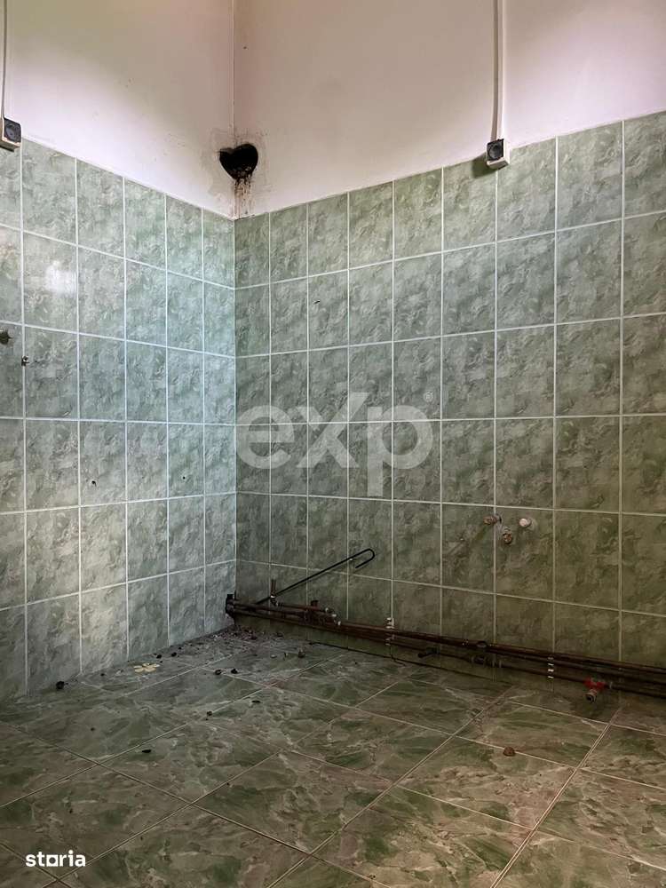 Casa in centrul comunei Corbii Mari | Ideala pentru birouri, cabinet s-11