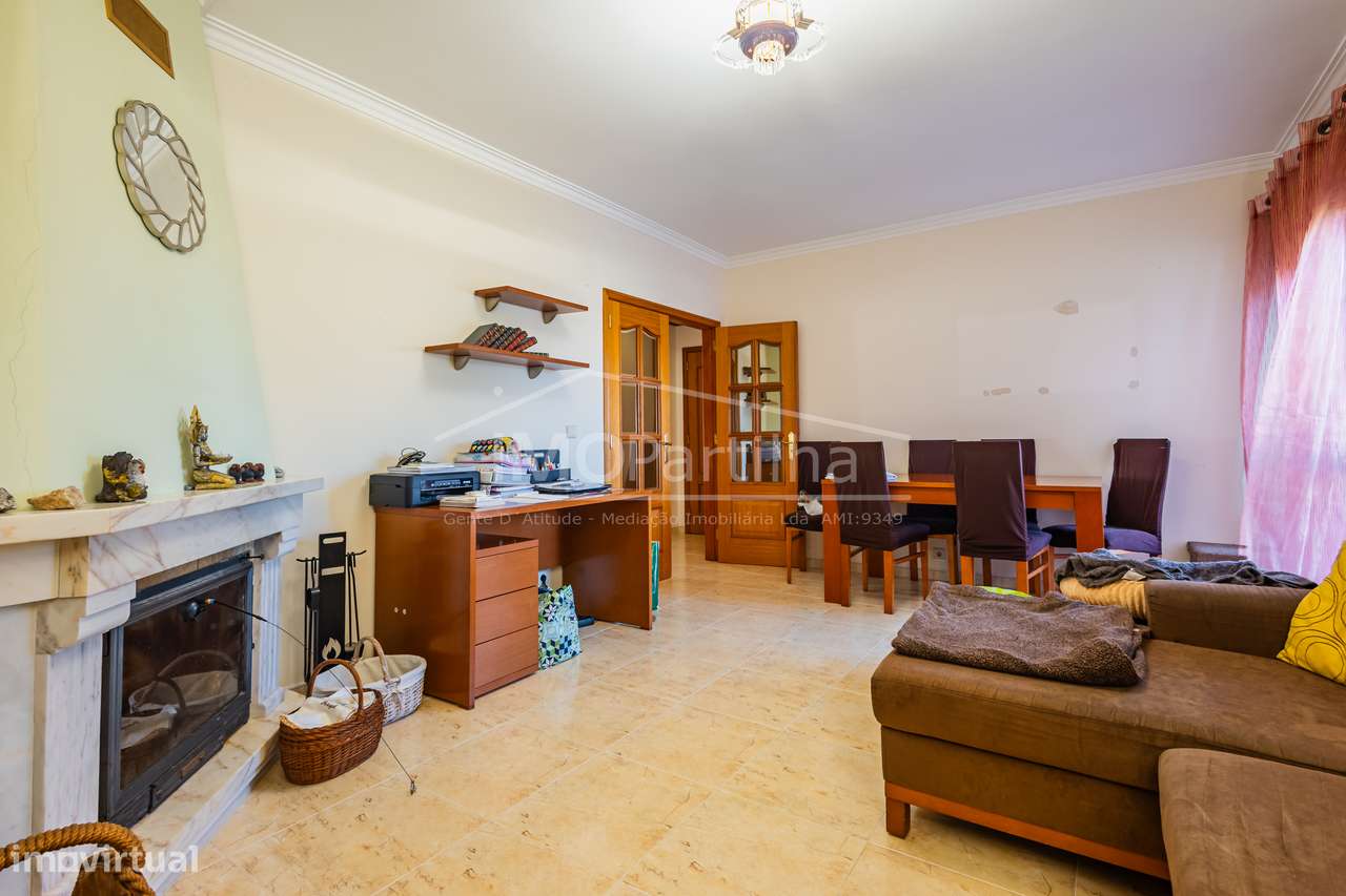 Apartamento T2 no Casal de Cambra-5