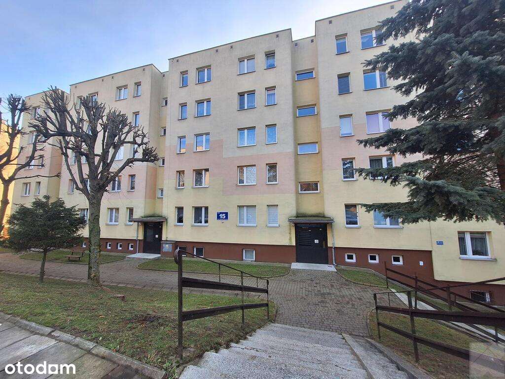 Ładne mieszkanie z dużym balkonem do wejścia-14