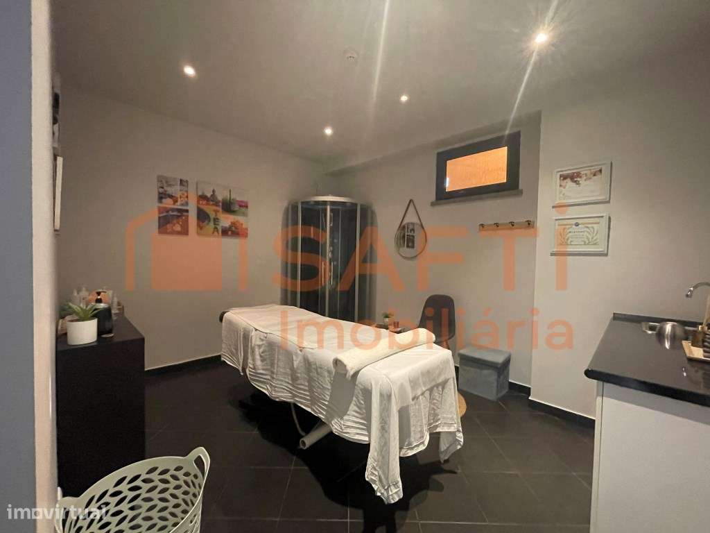Vende-se loja comercial - São Martinho, Funchal - Grande imagem: 3/17
