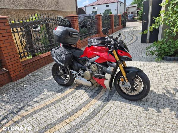 Ducati Streetfighter V4 - 4