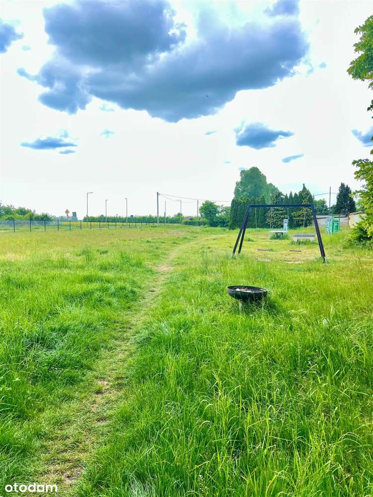 Zadbana, duża kawalerka z piwnicą i garażem!-13