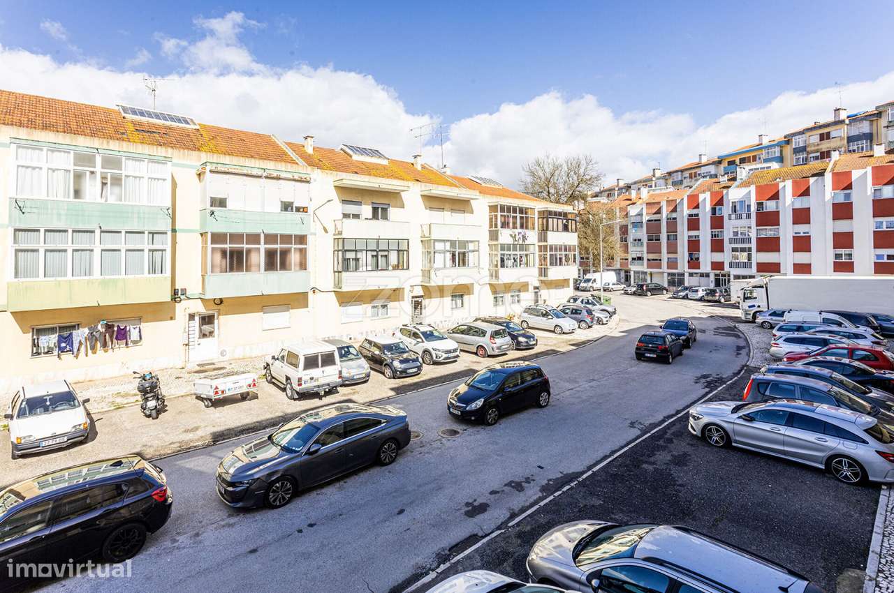 Apartamento T2 com Arrecadação em Idanha – Belas - Grande imagem: 4/21