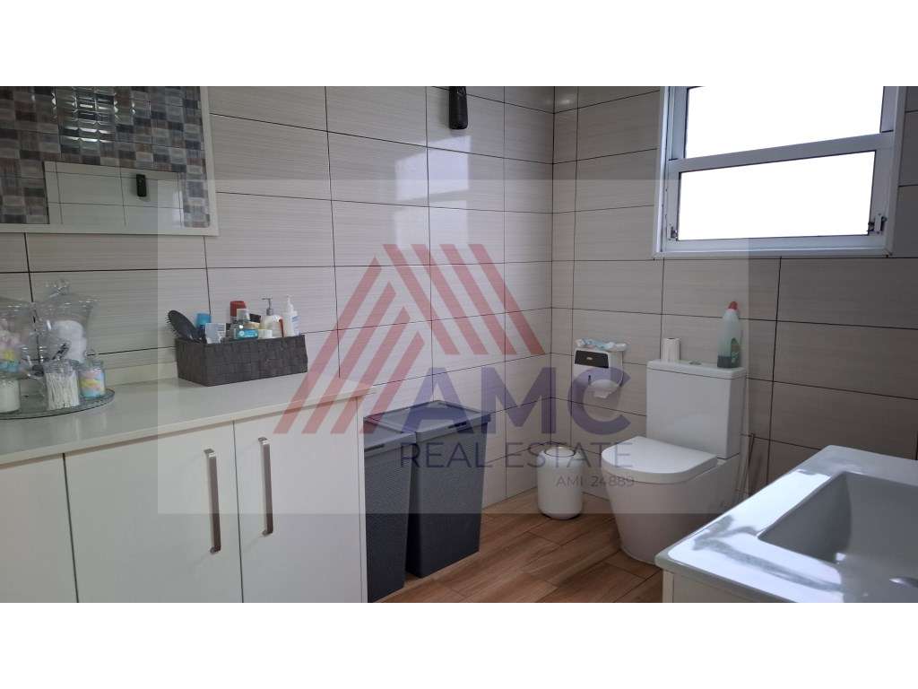 VENDE-SE EXCELENTE MORADIA NA CANDELÁRIA, MADALENA DO PICO - Grande imagem: 4/14