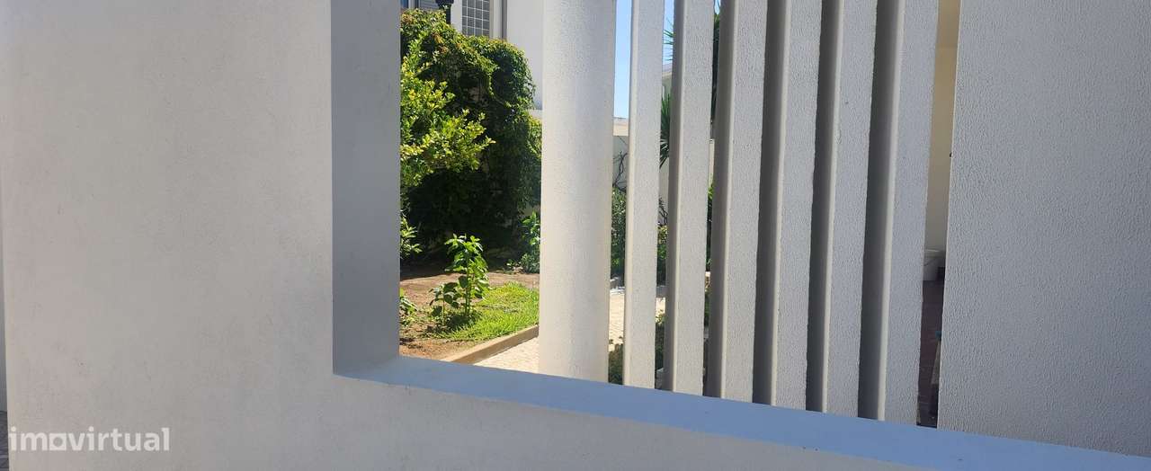 Moradia no centro da Parede - Reabilitada 434m² de Terreno-53