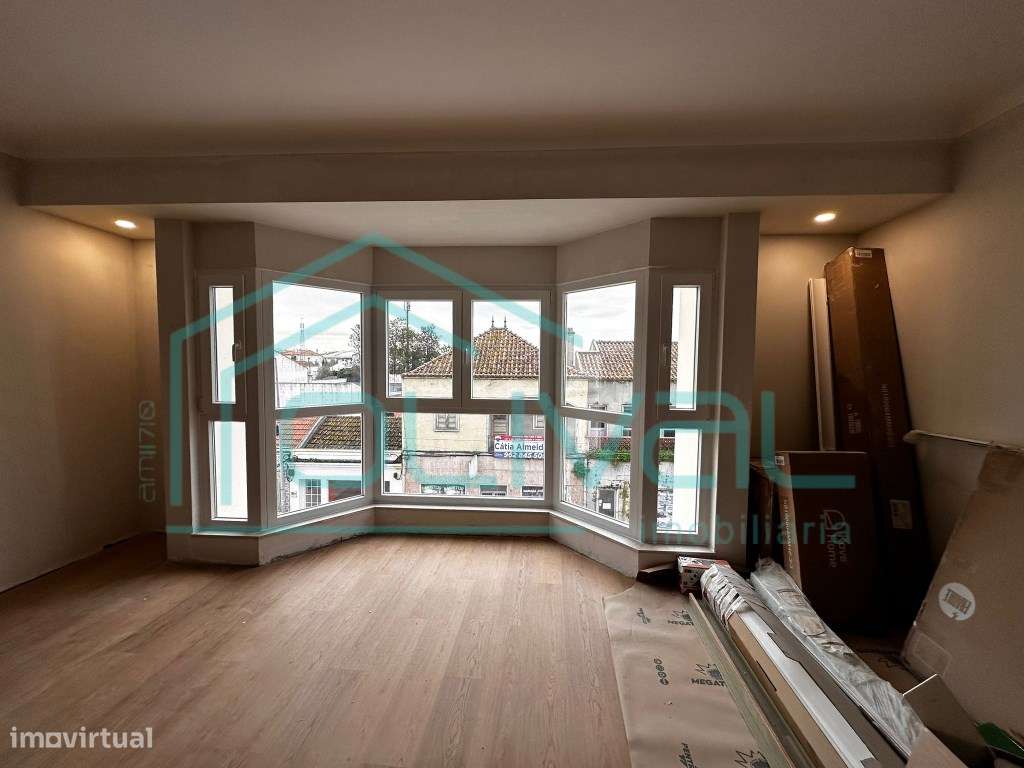 Apartamento T2 Totalmente Remodelado no Centro da Cidade - Grande imagem: 2/20