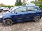 VOLKSWAGEN GOLF V PLUS 5M0 2006 1.9 TDI BLS 105KM JCX GRANATOWY na części - 2