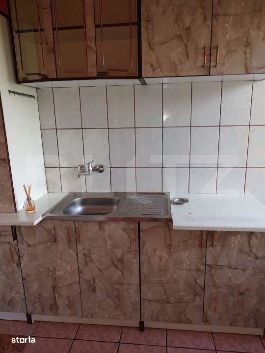 Apartament cu 3 camere, semidecomandat, 55 mp, zona Micro 15 - Imagine principală: 2/6