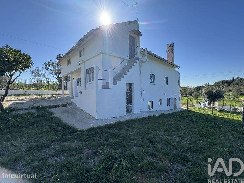 Moradia isolada em Casais e Alviobeira - Grande imagem: 4/40