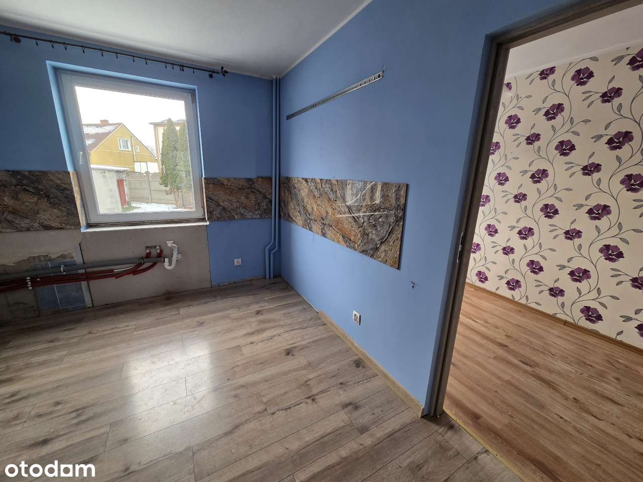 Dom bliźniak z garażem, budynkami gospodarczymi i piwnicą w Śmiglu-10