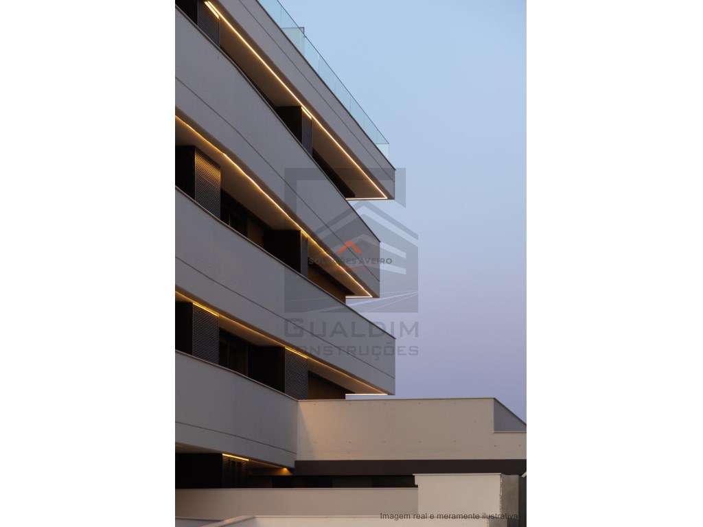 Apartamento T2+ Terraço Implex em Aveiro!-37