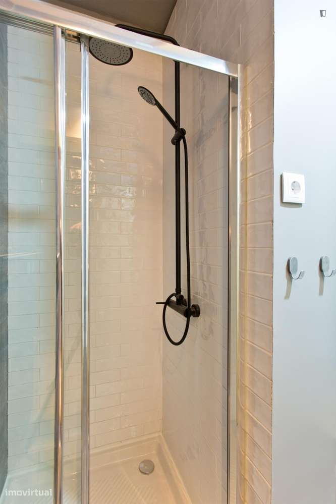 Estúdio - localizado em Paranhos Porto - Grande imagem: 4/4