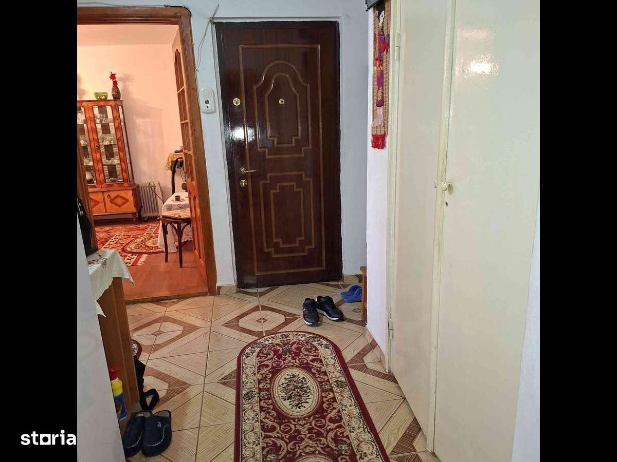 OFERTĂ, apartament decomandat Cornițoiu-6