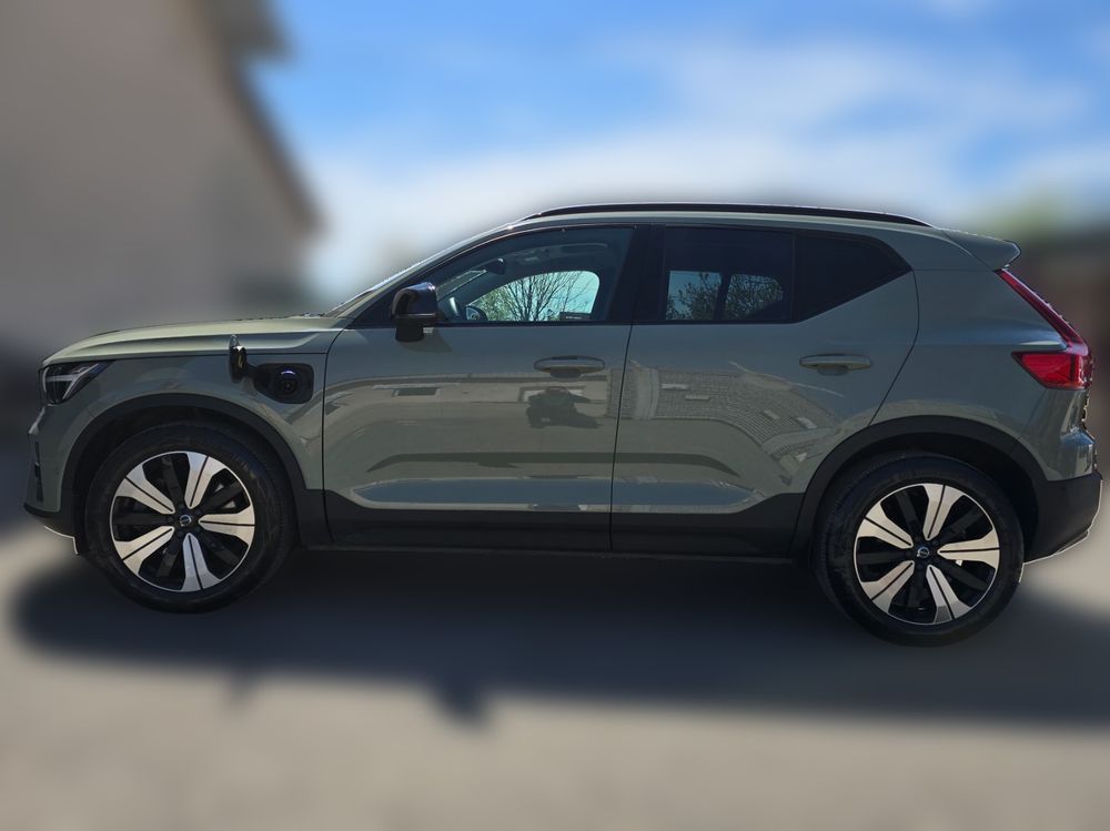 Volvo XC40 2023