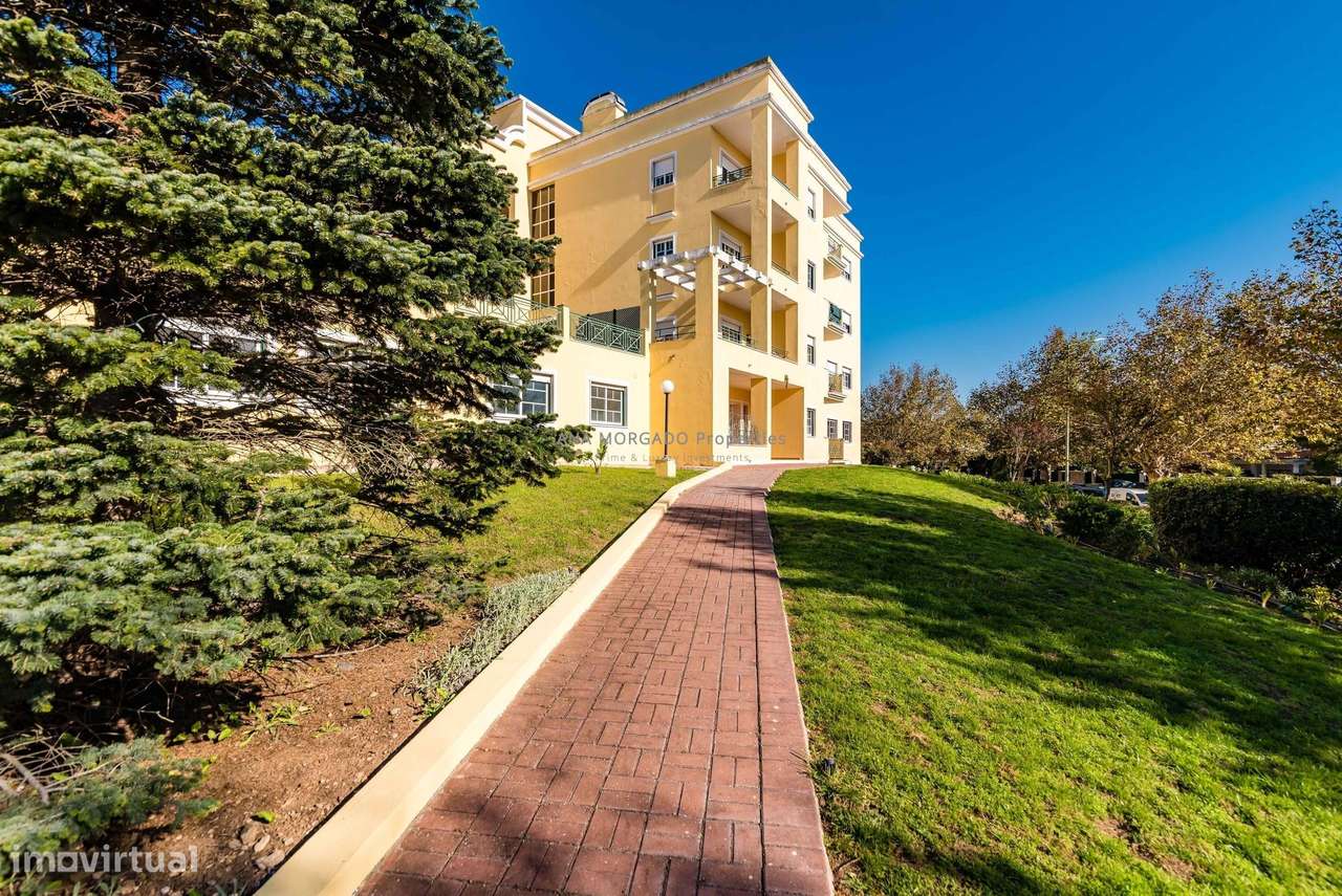 PARA INVESTIDORES - Apartamento T3+1 Renovado na Quinta da Beloura-35