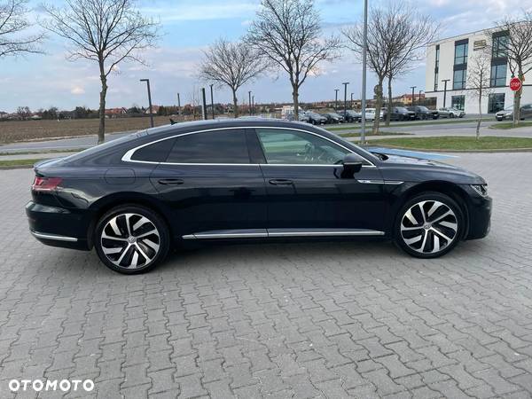 Volkswagen Arteon 2.0 TDI SCR R-Line DSG - 13