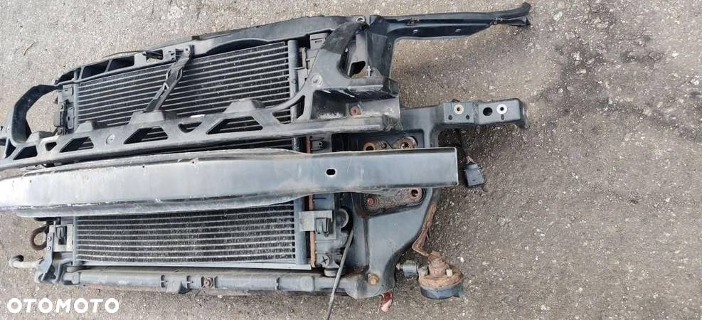 PAS PRZEDNI  CHŁODNICE - KOMPLET WZMOCNIENIE VW PASSAT B5 LIFT 2003 - 2