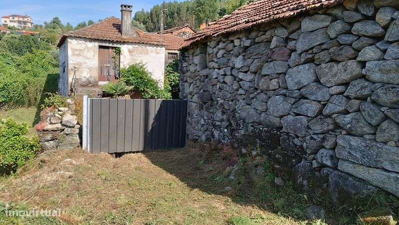 Casa de habitação para restaurar - Grande imagem: 5/12