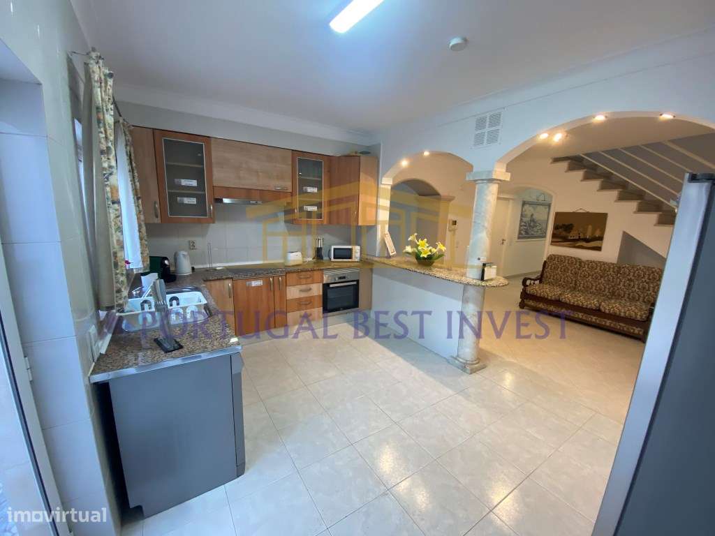 Moradia T7 no centro de Portimão com Alojamento Local a funcionar - Grande imagem: 4/52