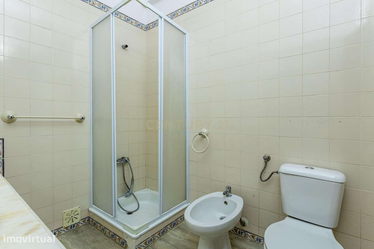 Espaçosa Moradia T3 em Azambuja, Lisboa-5